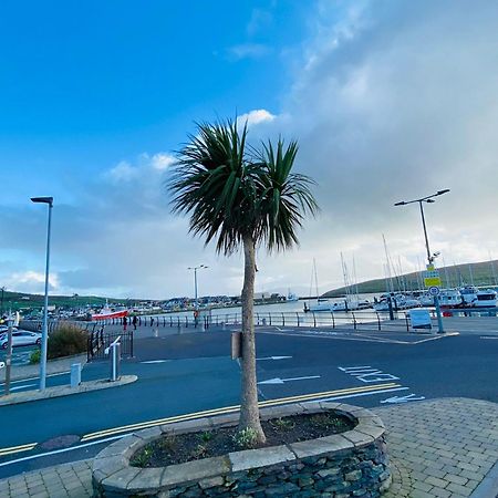 Dingle Marina Lodge Exterior foto